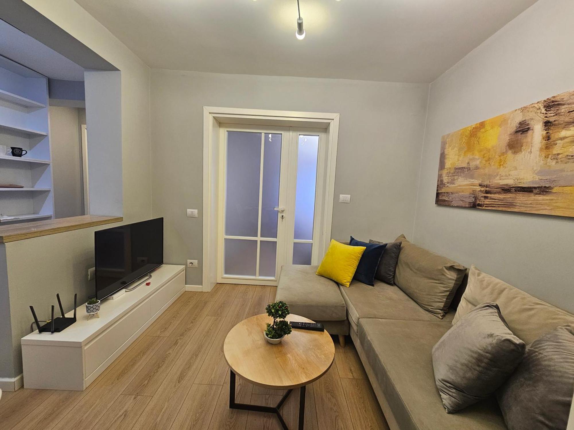 Valentino'S Nest Apartment Tiranë Luaran gambar