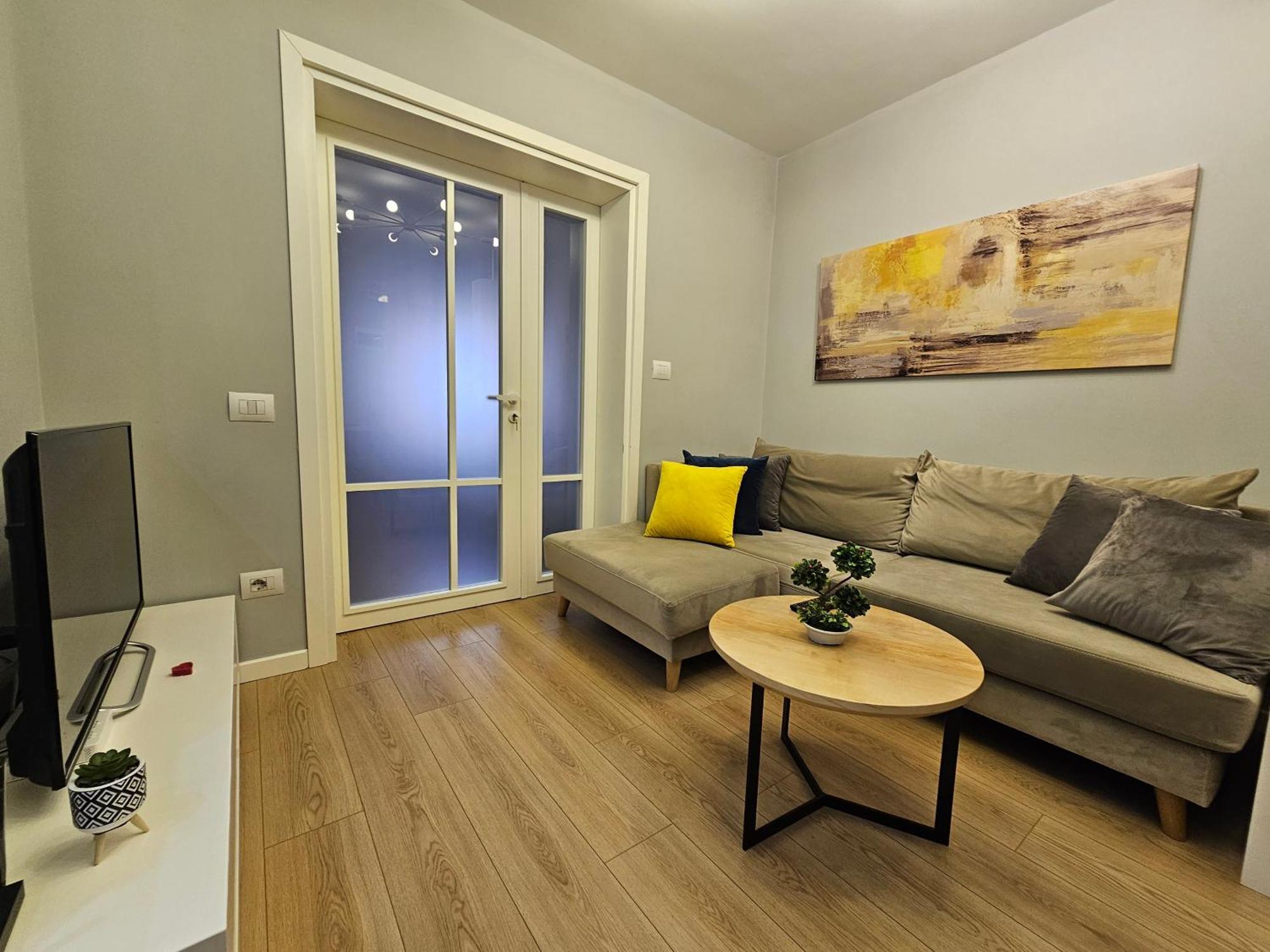 Valentino'S Nest Apartment Tiranë Luaran gambar